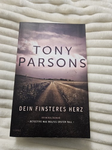 Dein finsteres herz buch von - :,