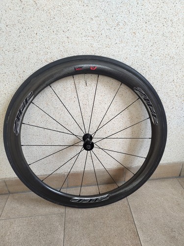 Vorderrad defekt zipp 303 - defekt,