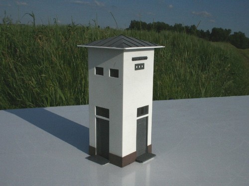 Trafohaus mit walmdach - trafohaus,
