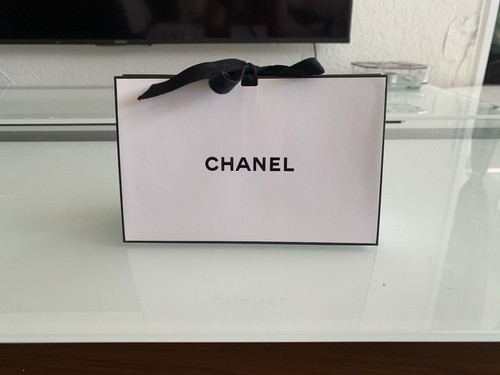 Chanel festliche verpackung - festliche, verpackung/