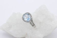 Wunderschöner Juwelen Ring aus 925 Sterlingsilber mit ein Aquamarin & Zirkonia