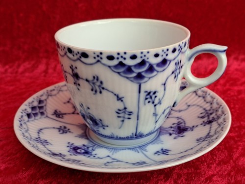 Schöne alte tasse royal - ,,