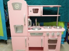 Spielküche aus Holz von