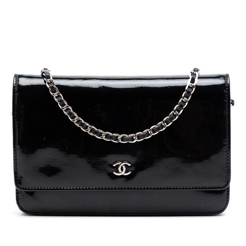 Chanel patent wallet on - cc,