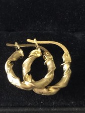 Baby Creolen 10kt Gold