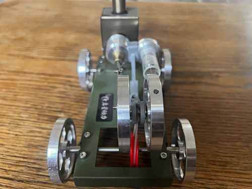 Stirlingmotor modell auf - stirlingmotor-modell,