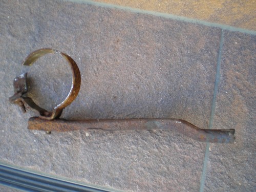 Auspuffhalter vom iwl berlin - auspuffhalter,