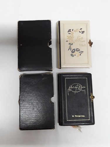 Gesangbuch evangelisch - 2,