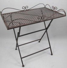 Beistelltisch aus Metall