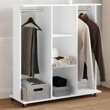 Kleiderschrank mit Rollen