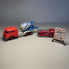 Siku Plastik V193 Krupp S 501 Konvolut „Baustelle“ mit Schild und Anhänger | #B9