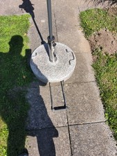 Sehr massiver Sonnenschirm Ständer