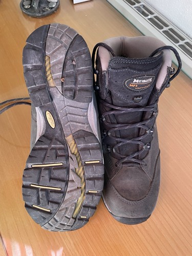 Einmal getragene wanderschuhe - getragene,