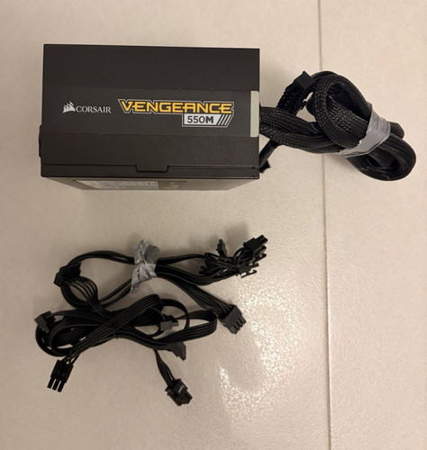 Corsair vengeance 550m atx - 550m,