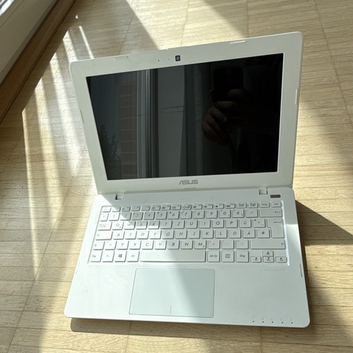 Asus f200m zoll notebook - asus,