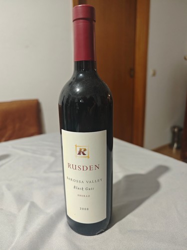 Rusden black guts shiraz - rusden,