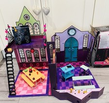 RAR Monster High School