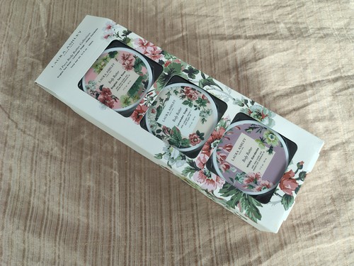 Laura ashley body - laura, butter