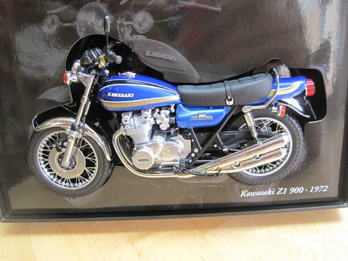 Minichamps 122 164102 - 122,