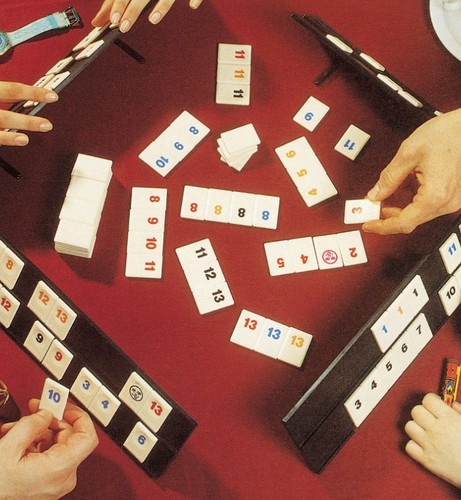 Rummy spiel aus kunststoff - rummy,