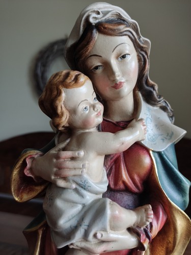 Madonna mit jesuskind - mit,