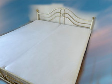 Metallbett, hochwertig, cremefarben, wunderschön - 200 x 180 cm