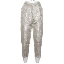 Essentiel Antwerp, Hose