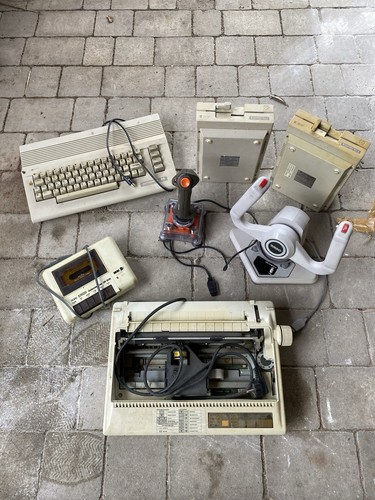 Commodore mit cassette - commodore,