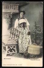Ansichtskarte Bernerin in Tracht am Waschzuber 