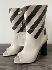 Anya Hindmarch Leder Stiefel