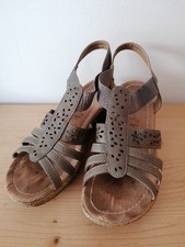 Laura Berg Damen Sandale Sandalette  mit Keilabsatz Grau Gr. 40