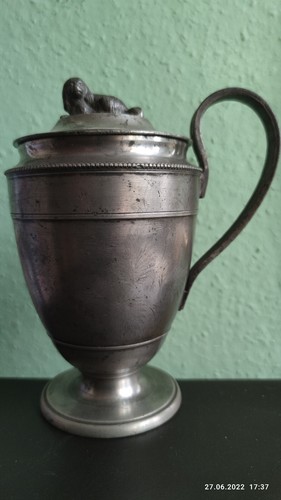 Pokal henkelgefäß mit - -,