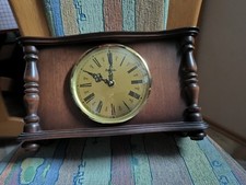 Kleine Standuhr aus Holz  Vintage, evtl. als Deko, funktioniert leider nicht 