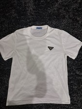 Prada T-Shirt mit Logo Emblem
