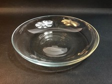 Große moderne Glasschale rund