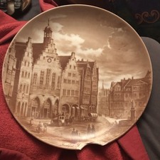 Wandteller der Serie „