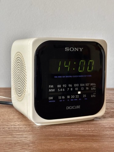 Radio réveil vintage sony - radio-réveil,