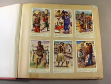 117081, LIEBIG Sammelbilderalbum mit 14 Serien (84 Sammelbilder), rotes Album