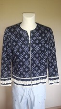 Schöne Jacke mit