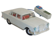Vintage 60er Jahre GAMA Mercedes 375 Kabelgesteuertes Spielzeugauto