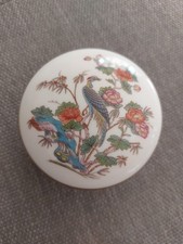 Wedgwood Kutani Crane Dose –