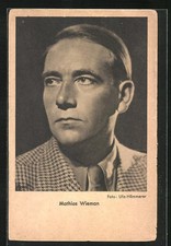 Ansichtskarte Schauspieler Mathias Wiemann ernst zur Seite schauend 