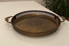 Altes rundes Messing Tablett ca. 24 cm Blumengriffe vintage (21)