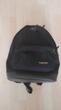 Eastpak Rucksack WYOMING Black 24L Leder-Unterseite Schule Büro Freizeit Schwarz