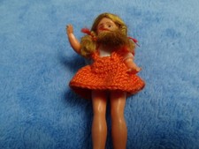 alte Puppen Puppe für die Puppenstube Puppenhaus Mädchen mit Zöpfen