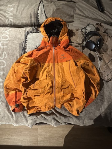 Arcteryx orange goretex jacket - goretex,