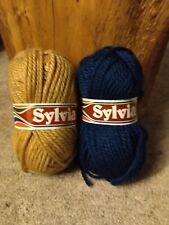 Dicke Wolle, 2 X 100 Gr. SYLVIA. Beige und Blau. Stricken, Webrahmen