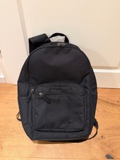 NIKE Rucksack Heritage Schwarz