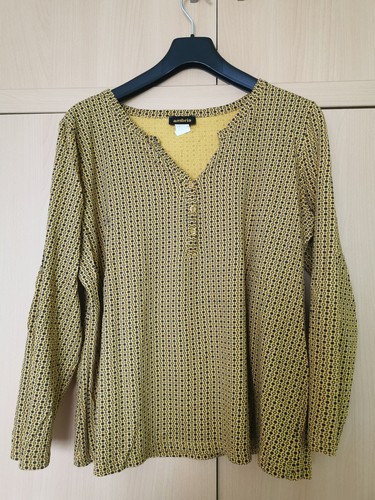 Senfgelbes langarmshirt mit - langarmshirt,