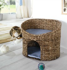 Katzenhöhle mit Kissen